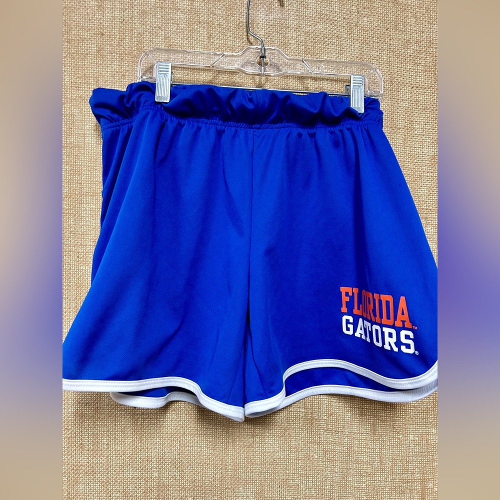 Florida Gators Women's Blue Shorts. Large.